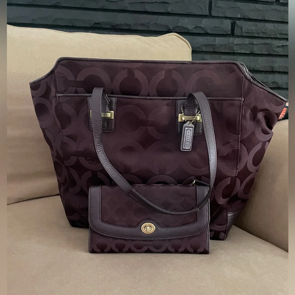 Coach Tote & Wallet - Picture 1 of 5